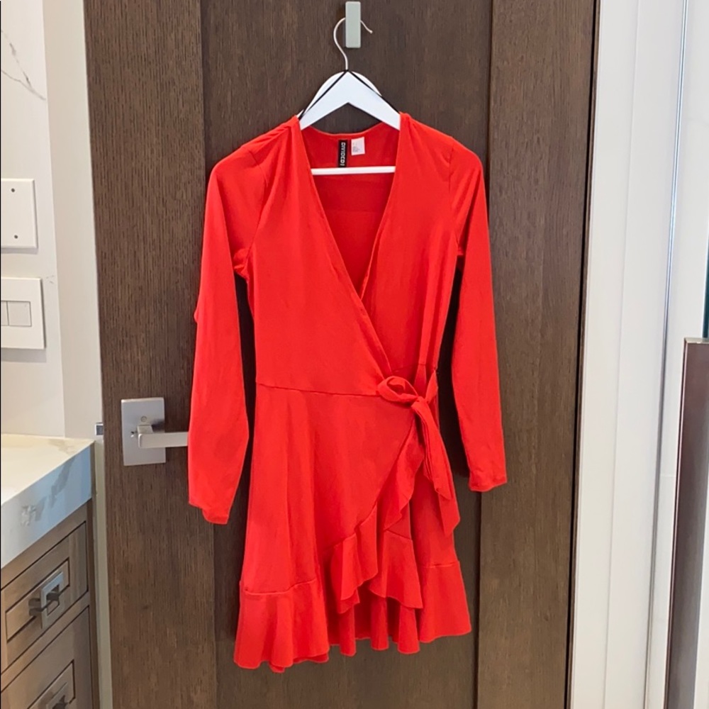 Redd wrap dres